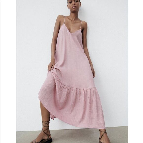 NWT ZARA TEXTURED MIDI DRESS - Picture 1 of 5